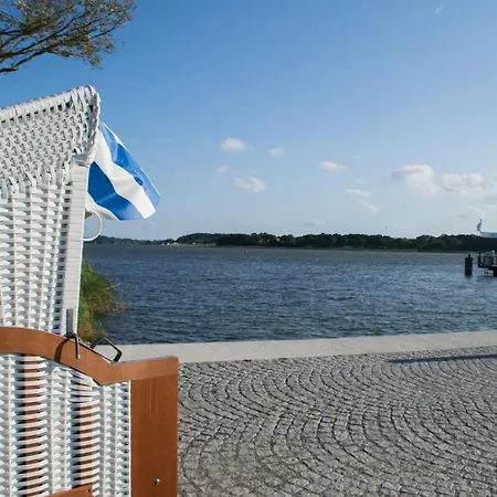 Ferienwohnung Mit Balkon Und Seeblick *